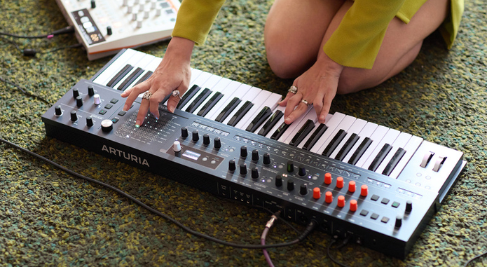 Arturia MiniFreak 49